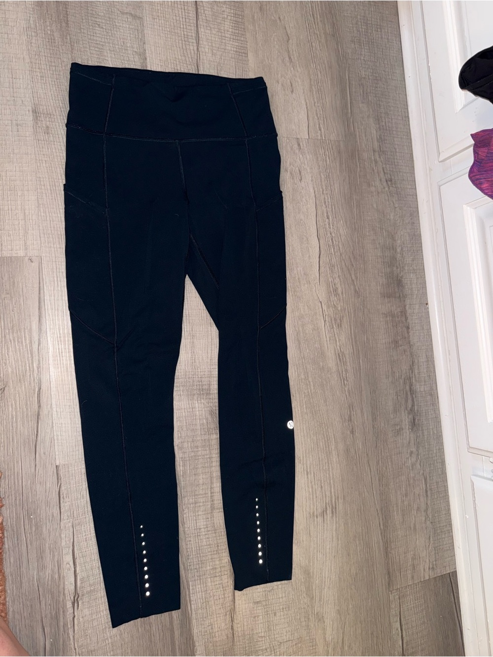 lululemon athletica Black High-Waist Performance Jeggings with Reflective Dots